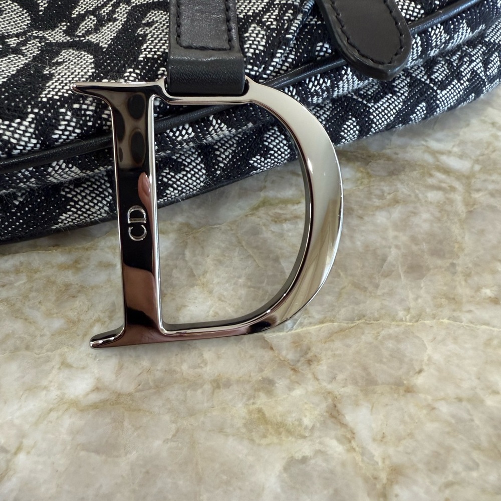 Christian Dior Oblique Vintage Saddle Bag - Picture 2 of 11